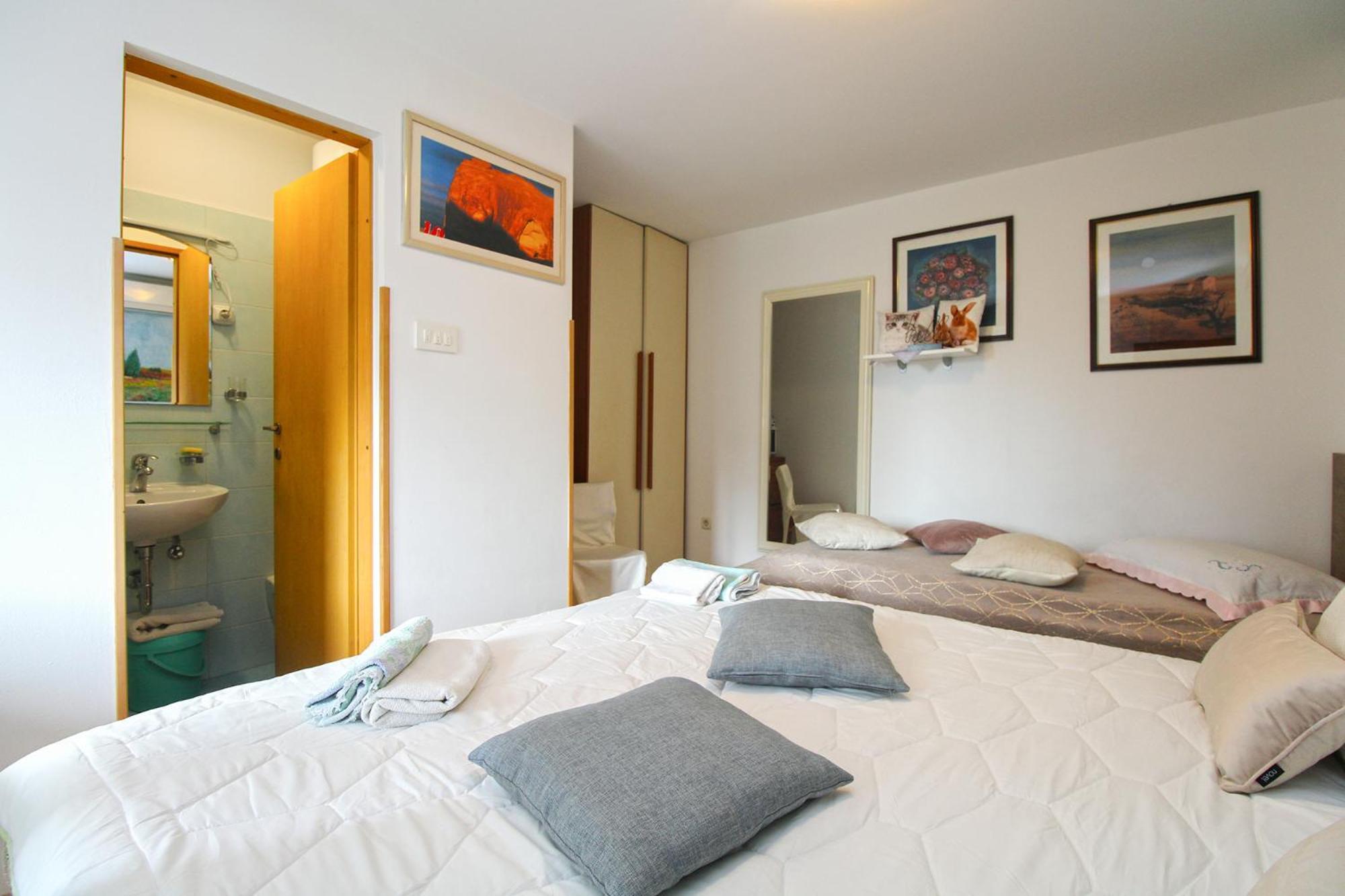 Apartments Fuma 161 Rovinj Bagian luar foto