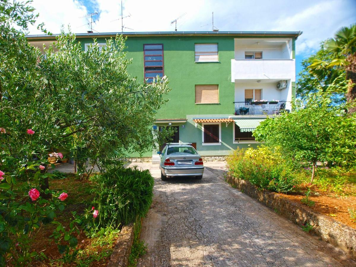 Apartments Fuma 161 Rovinj Bagian luar foto